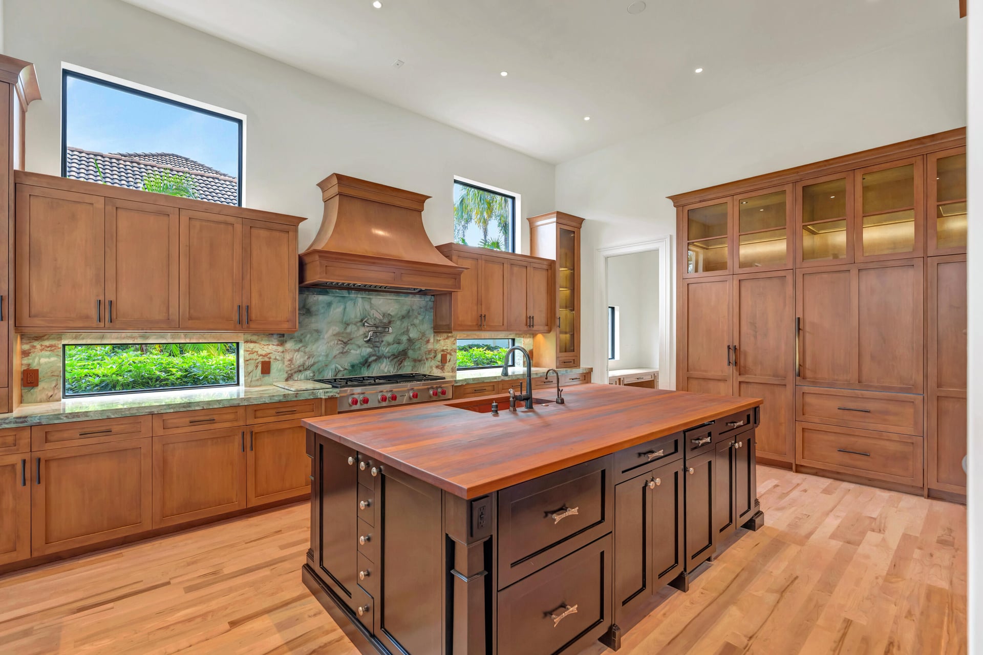 Admirals Cove Residence photo 15