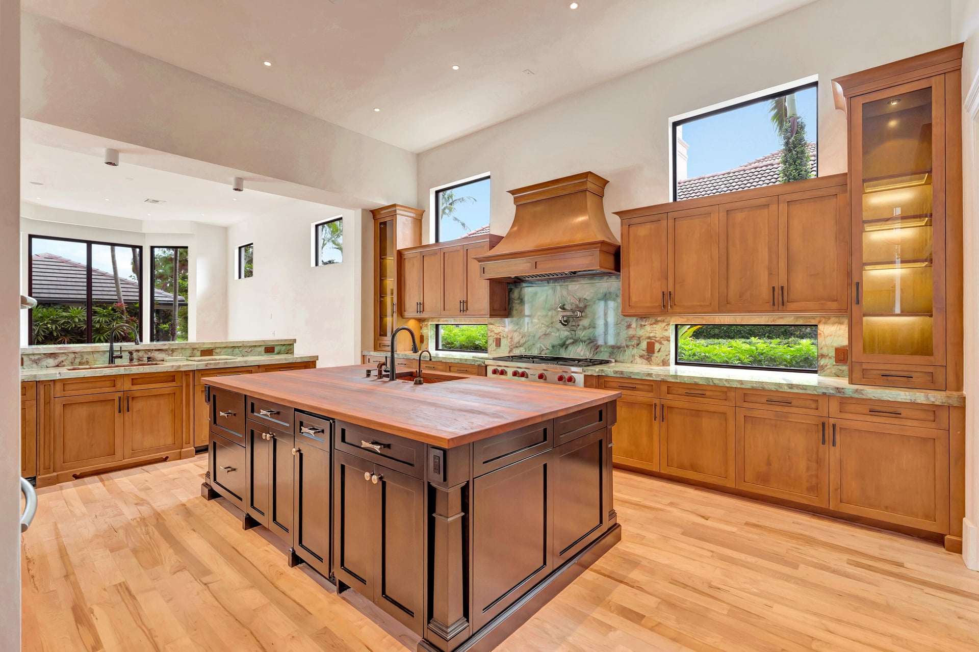 Admirals Cove Residence photo 17