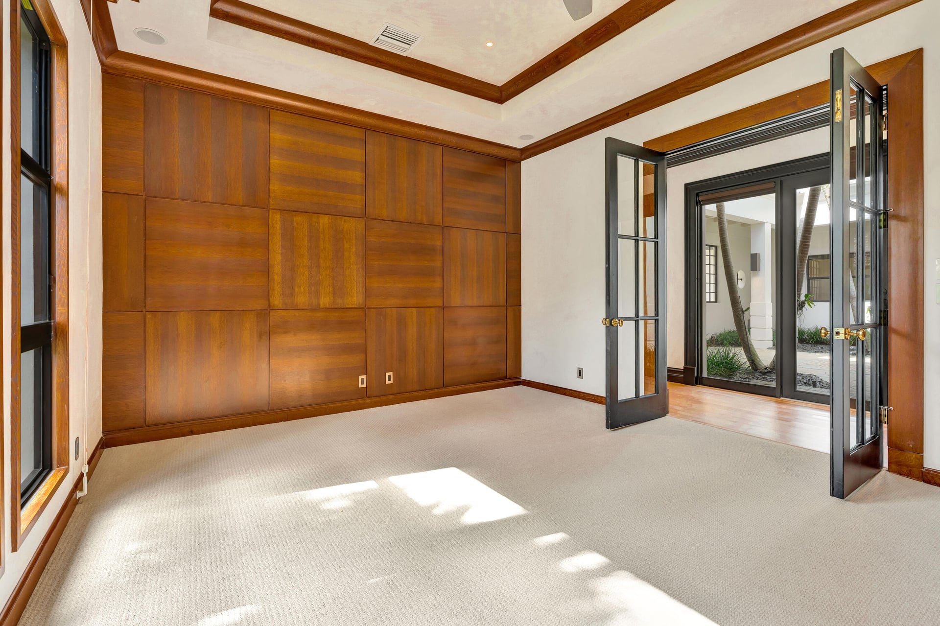 Admirals Cove Residence photo 20