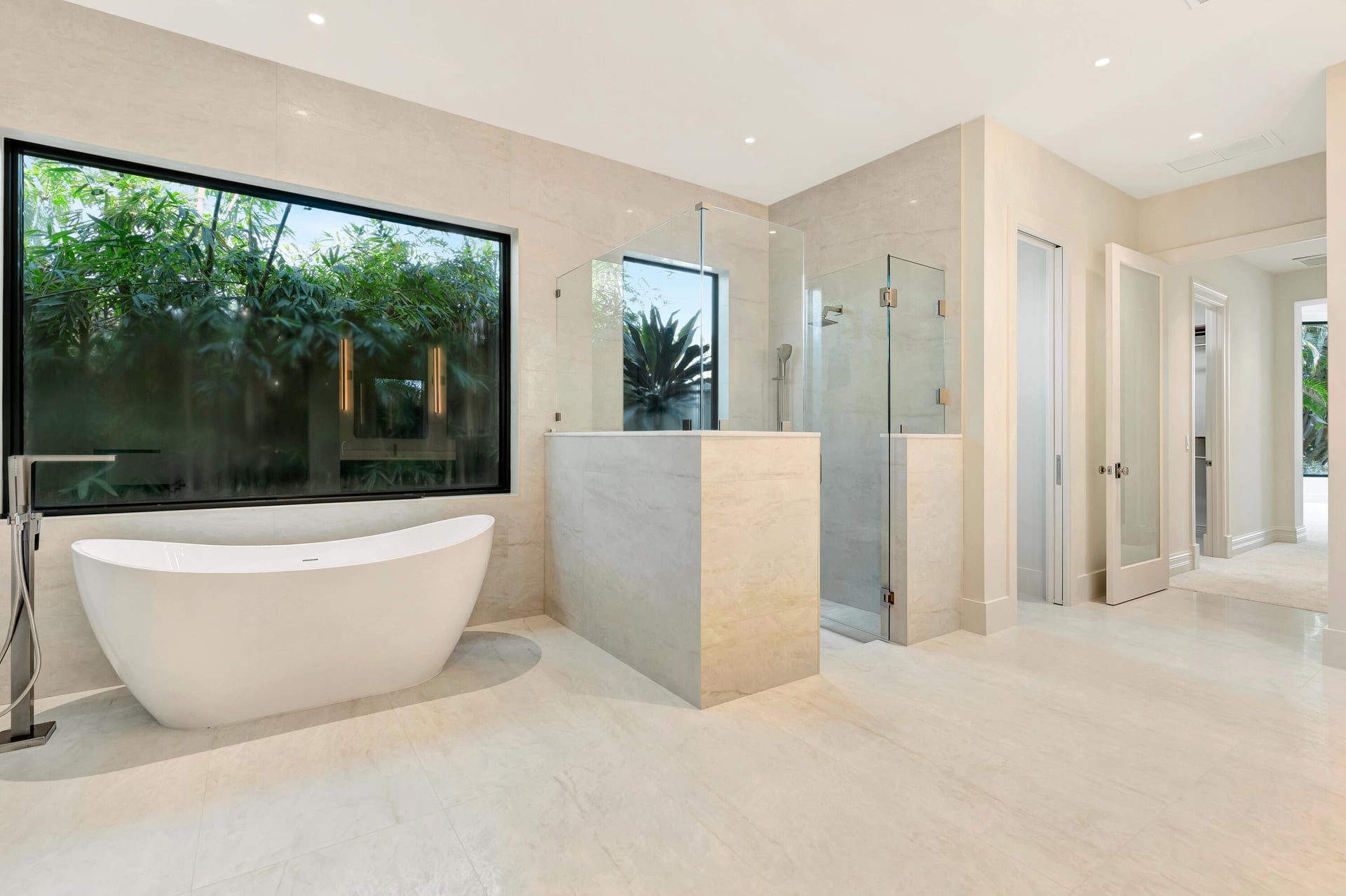 Admirals Cove Residence photo 27
