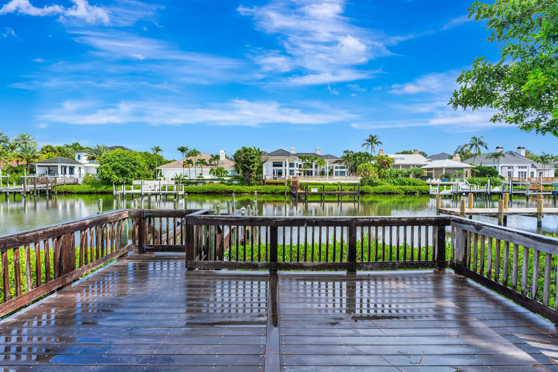 Admirals Cove Residence photo 47