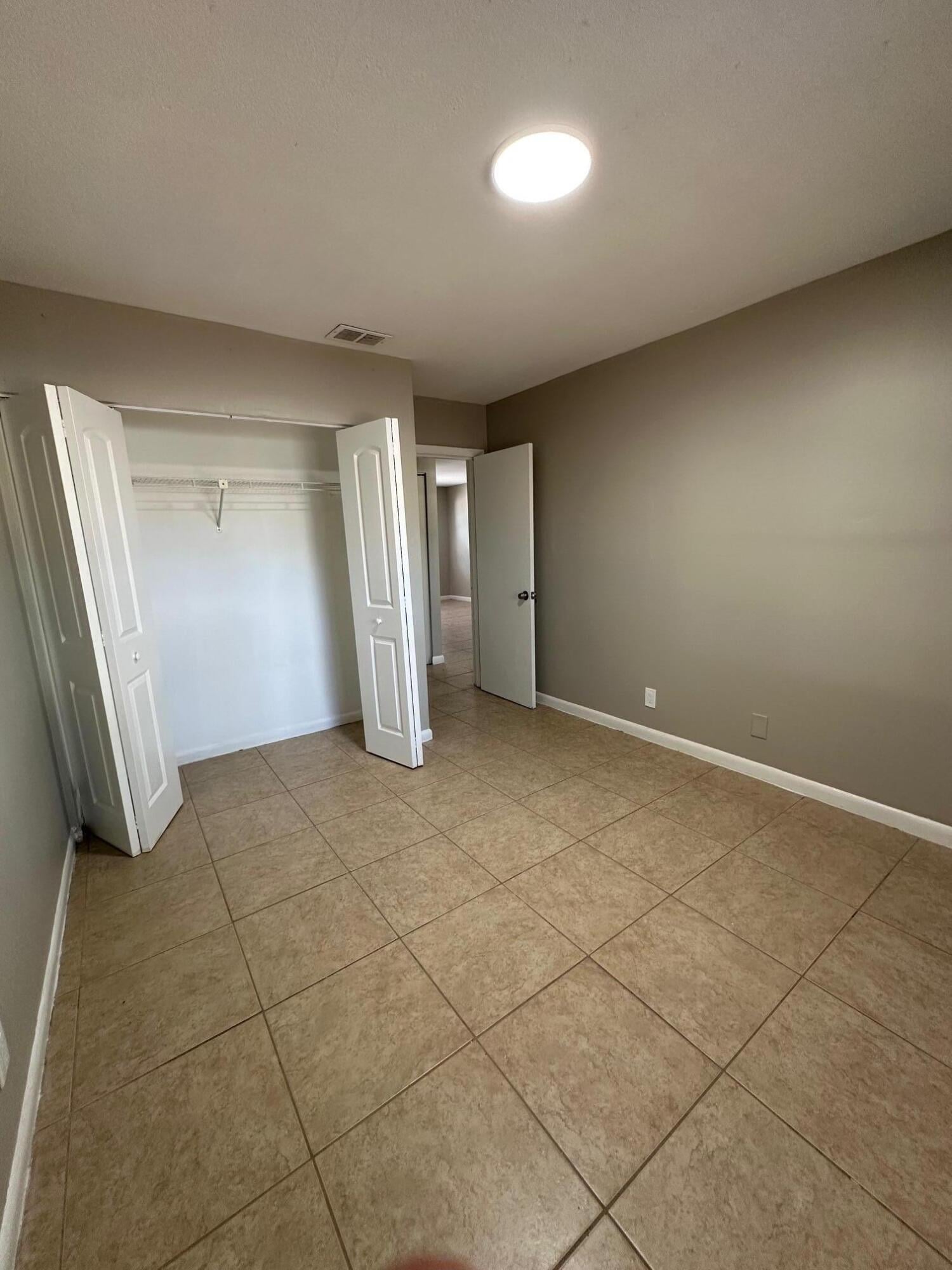 Residence photo 6
