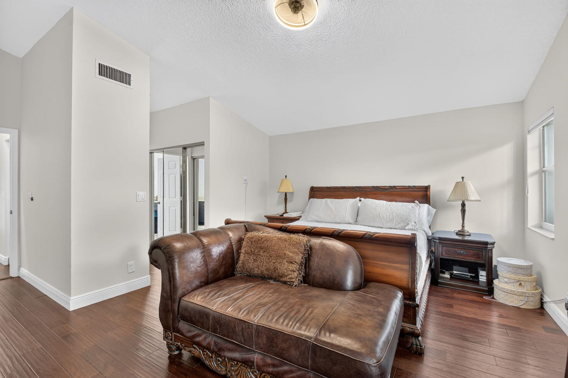 Residence photo 27