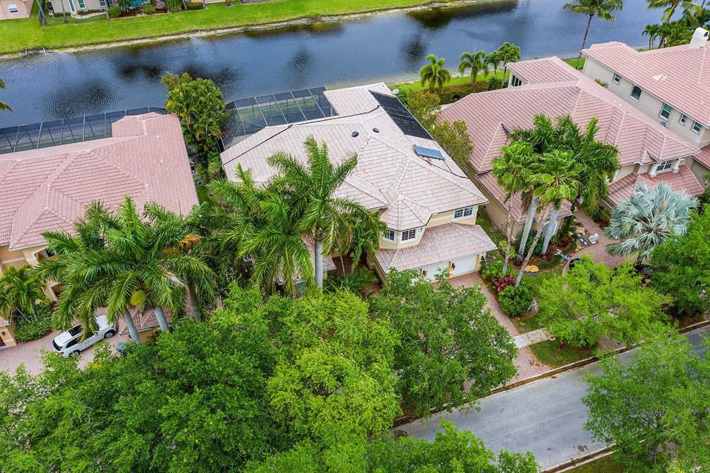 Saturnia Isles Residence photo 39