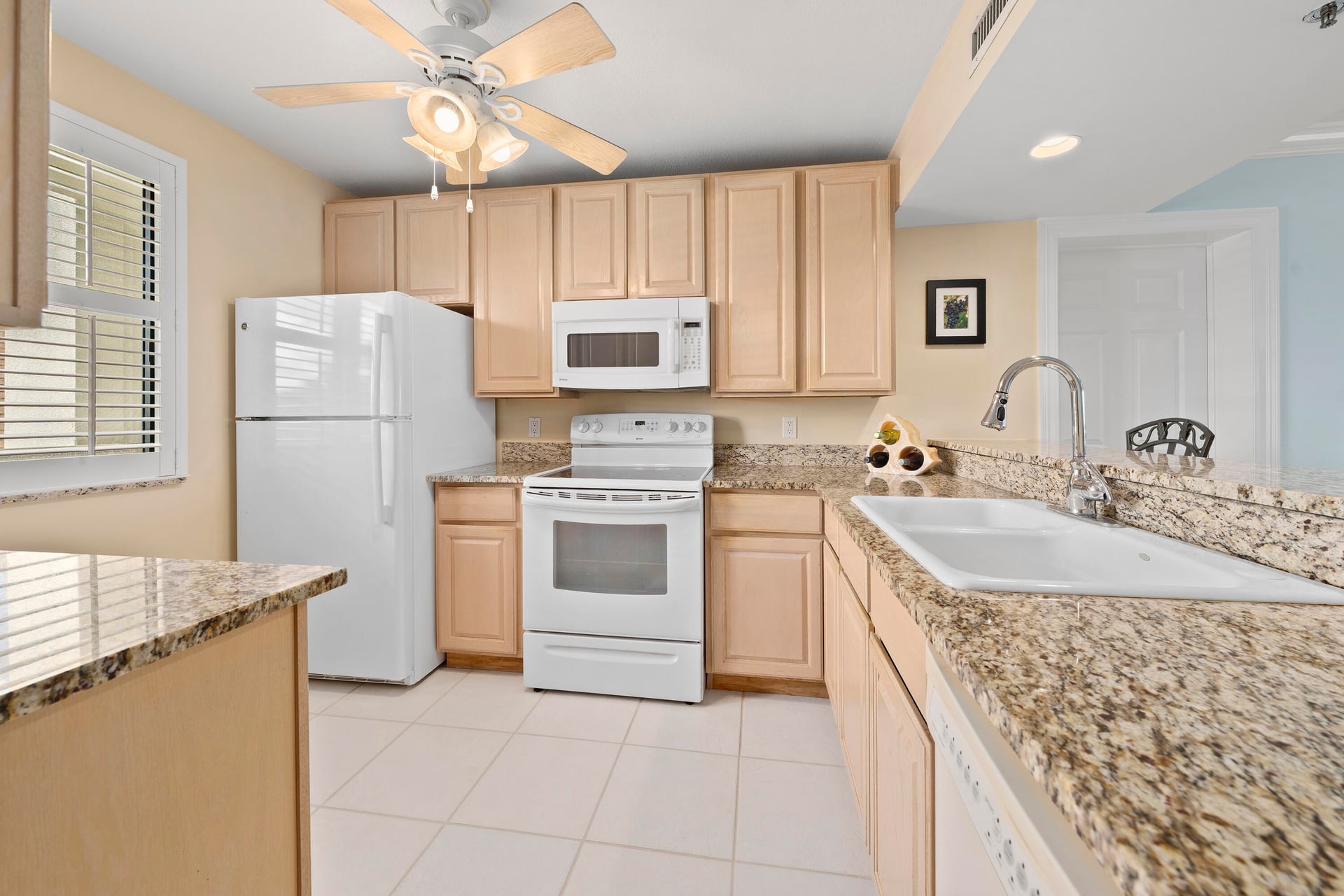  Unit 204 photo 7