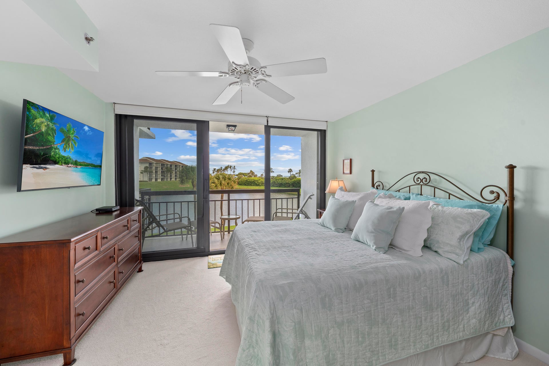  Unit 204 photo 18