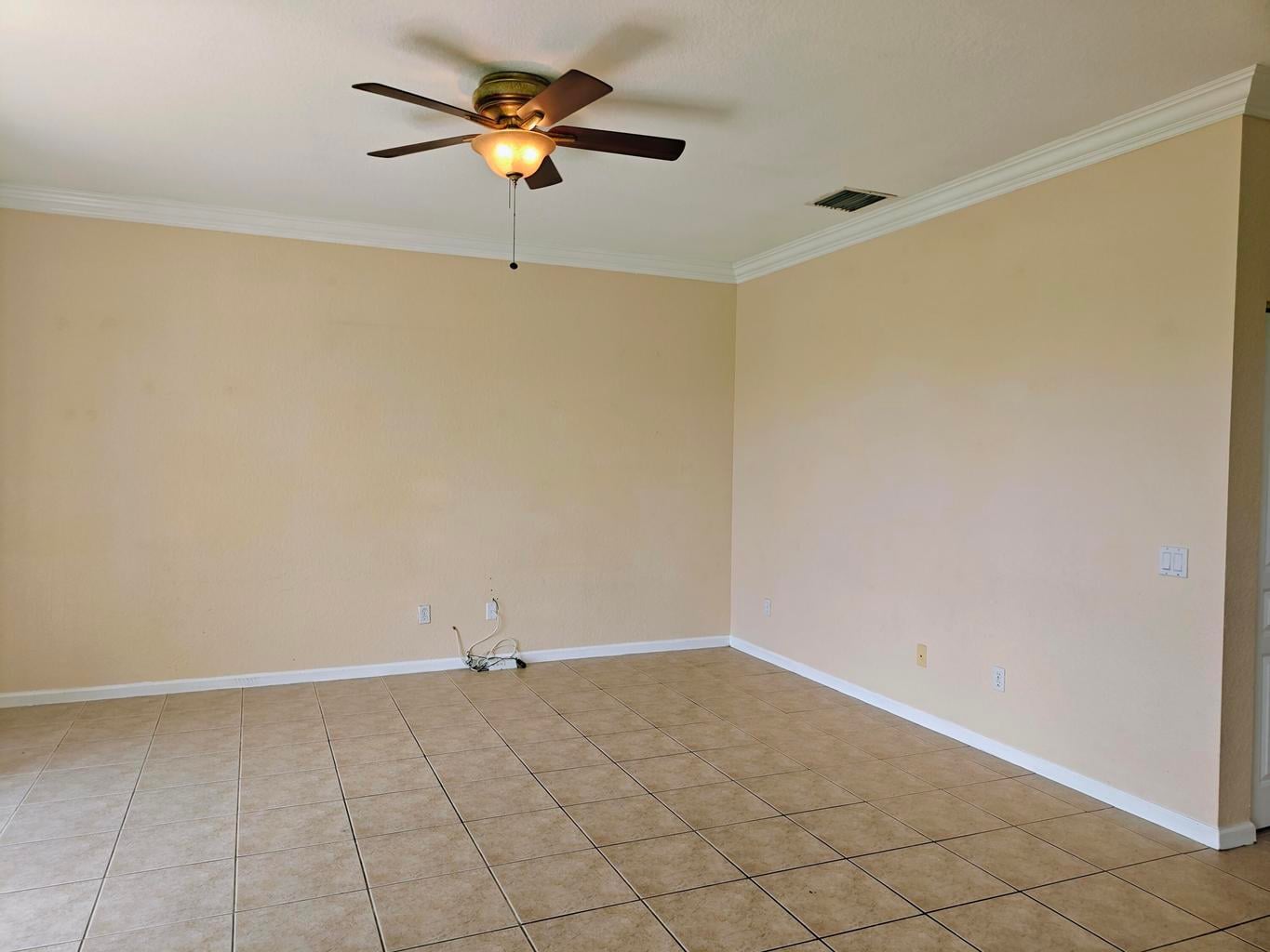  Residence photo 4