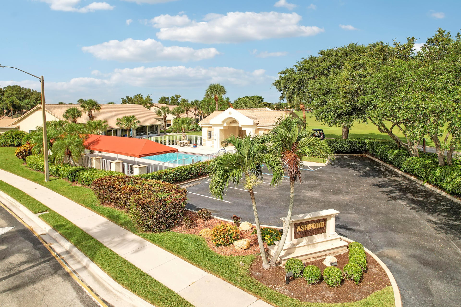 Residence photo 8
