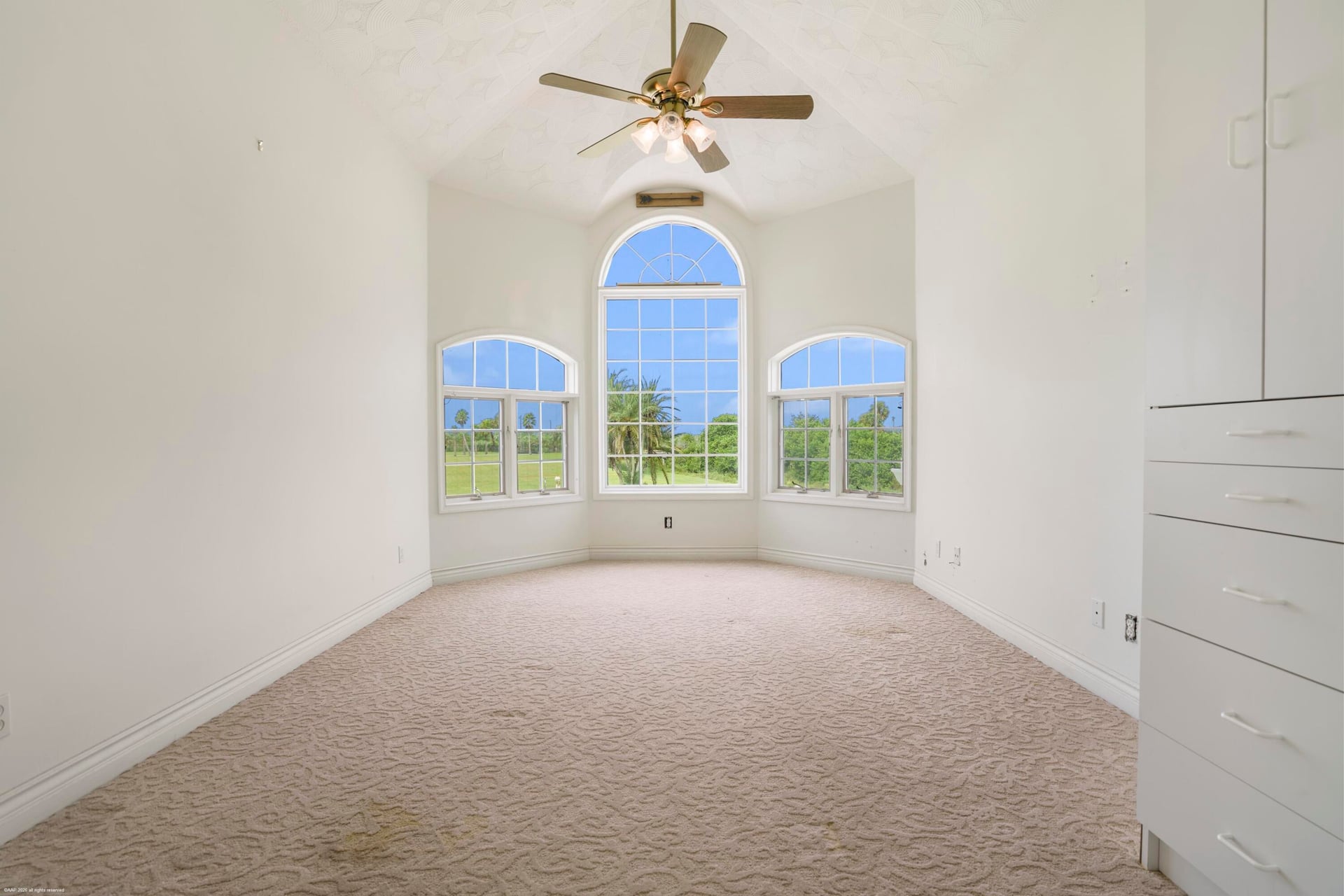 Residence photo 37