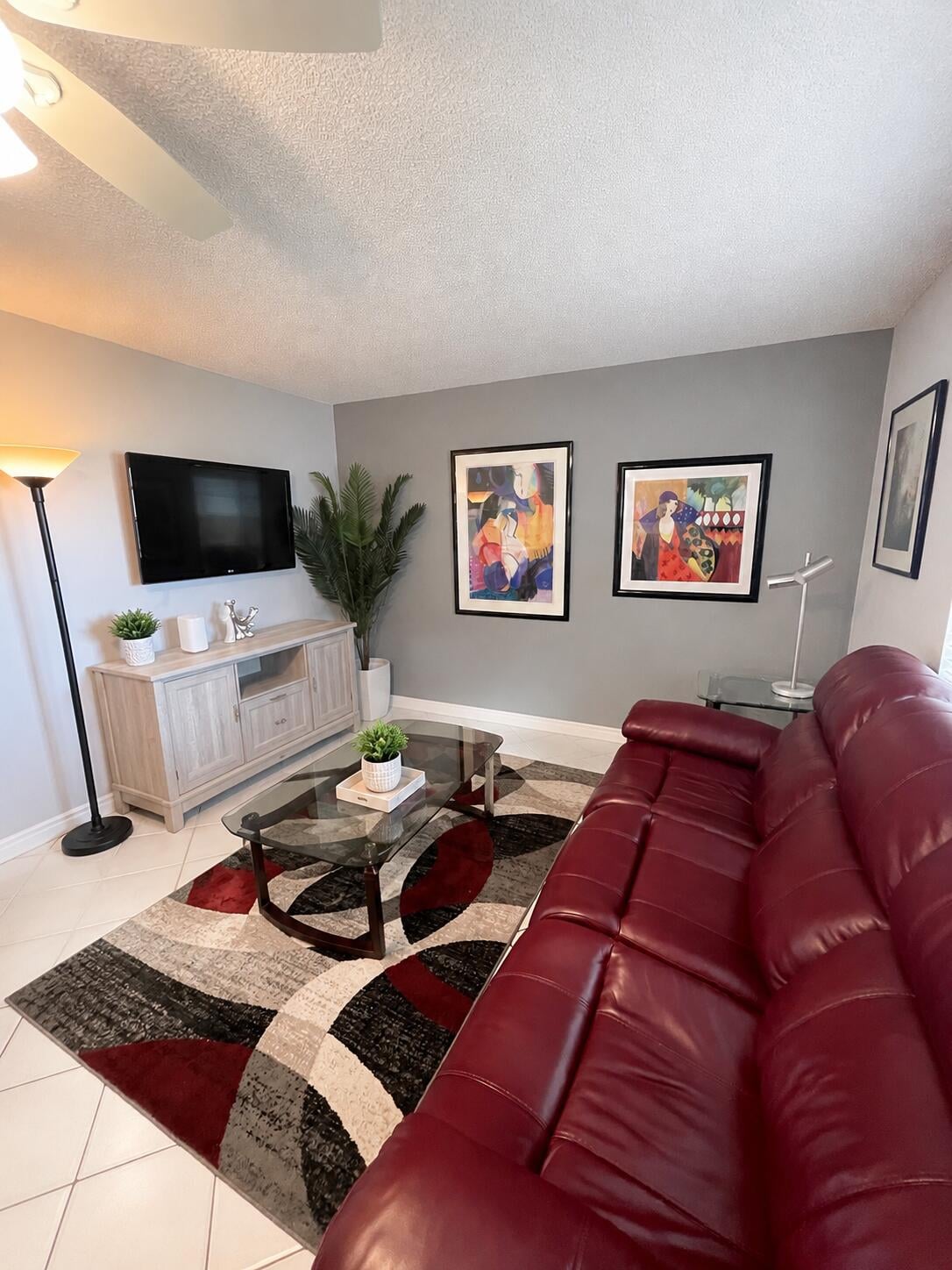 Residence photo 2