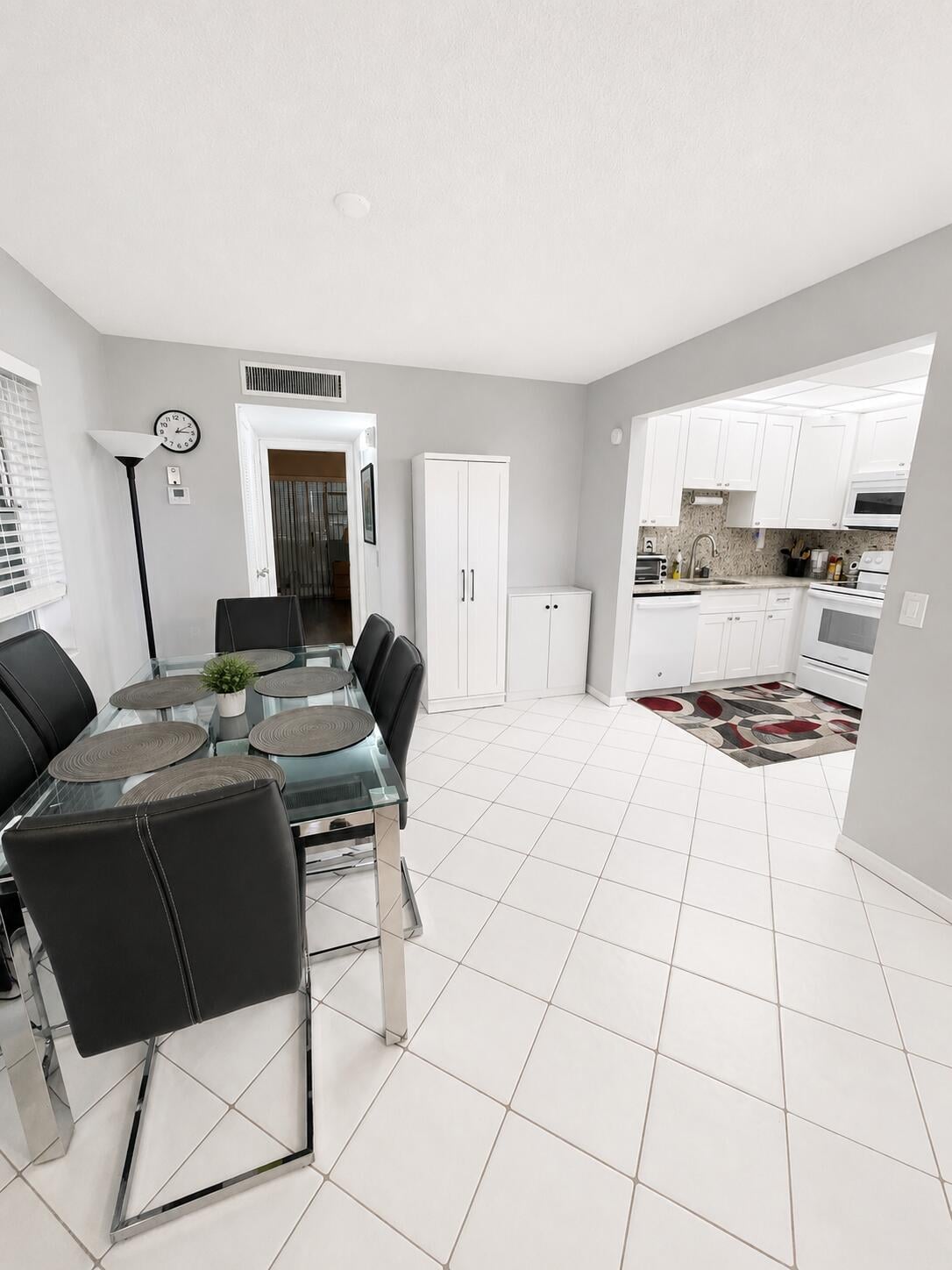 Residence photo 7