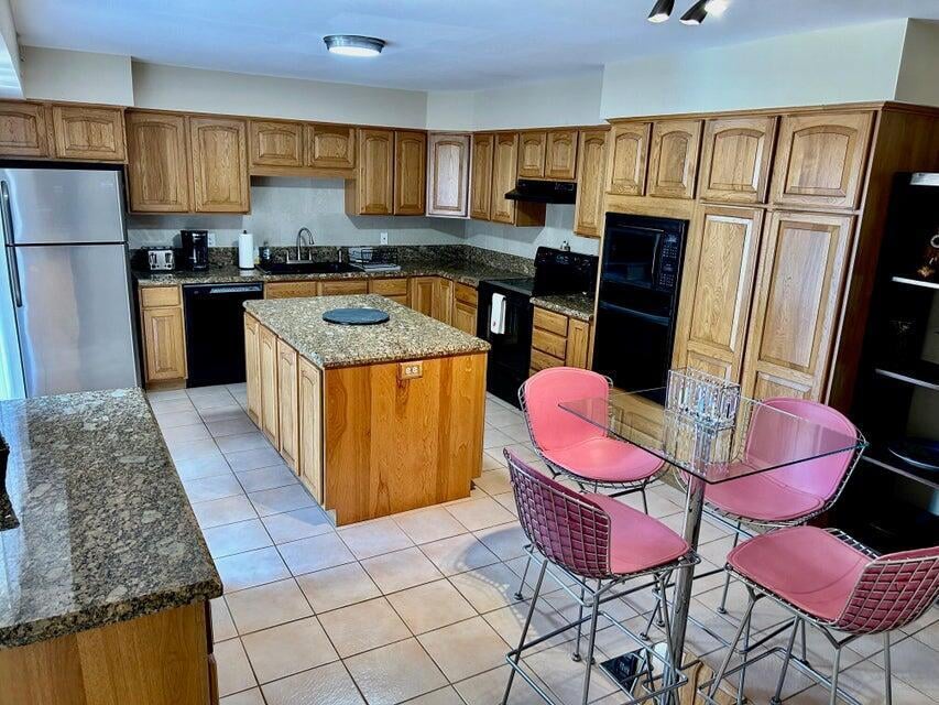 Unit 14d photo 3