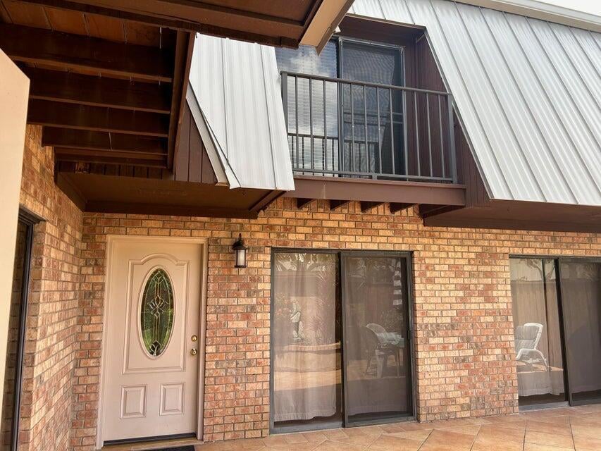 Unit 14d photo 23