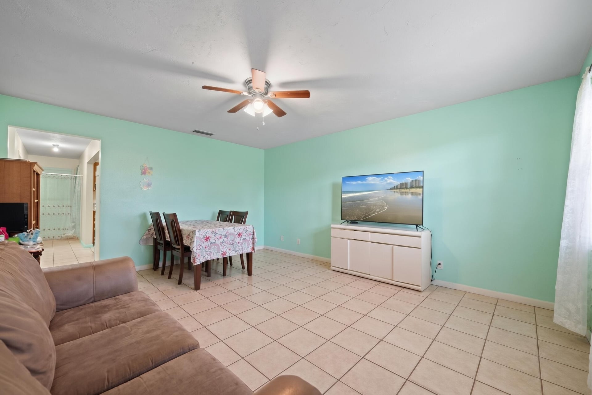 Residence photo 9
