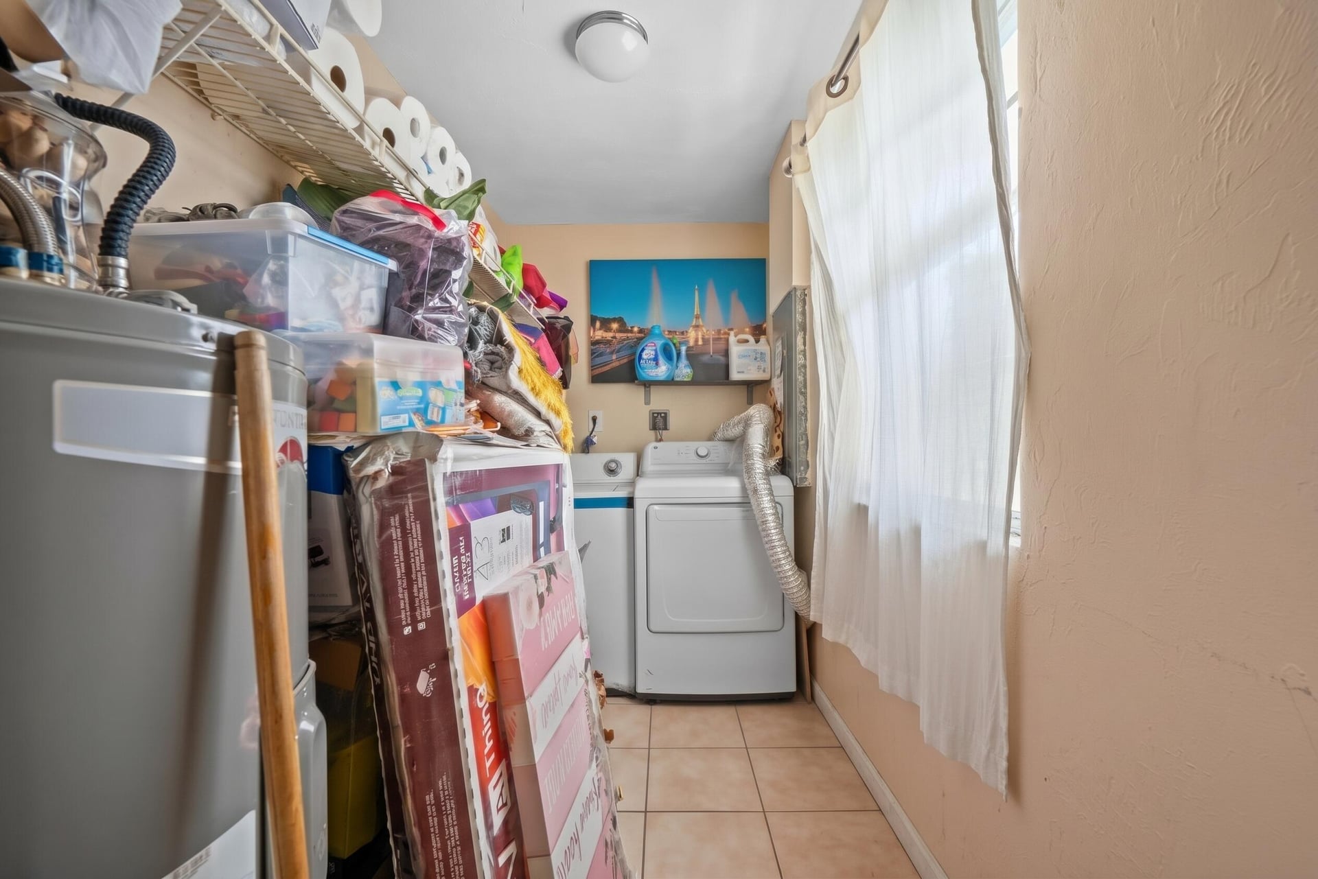 Residence photo 19