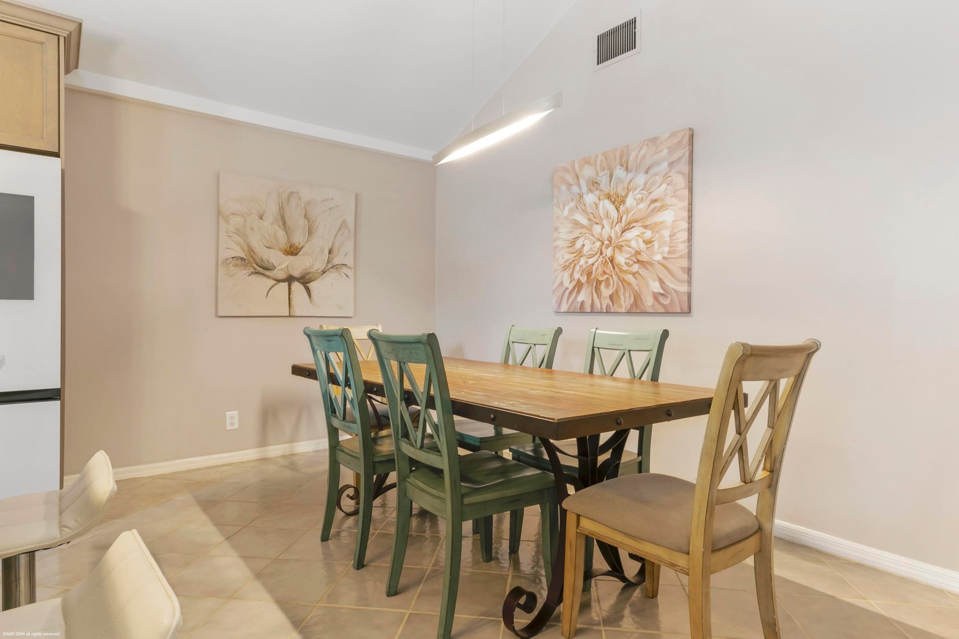 Residence photo 4