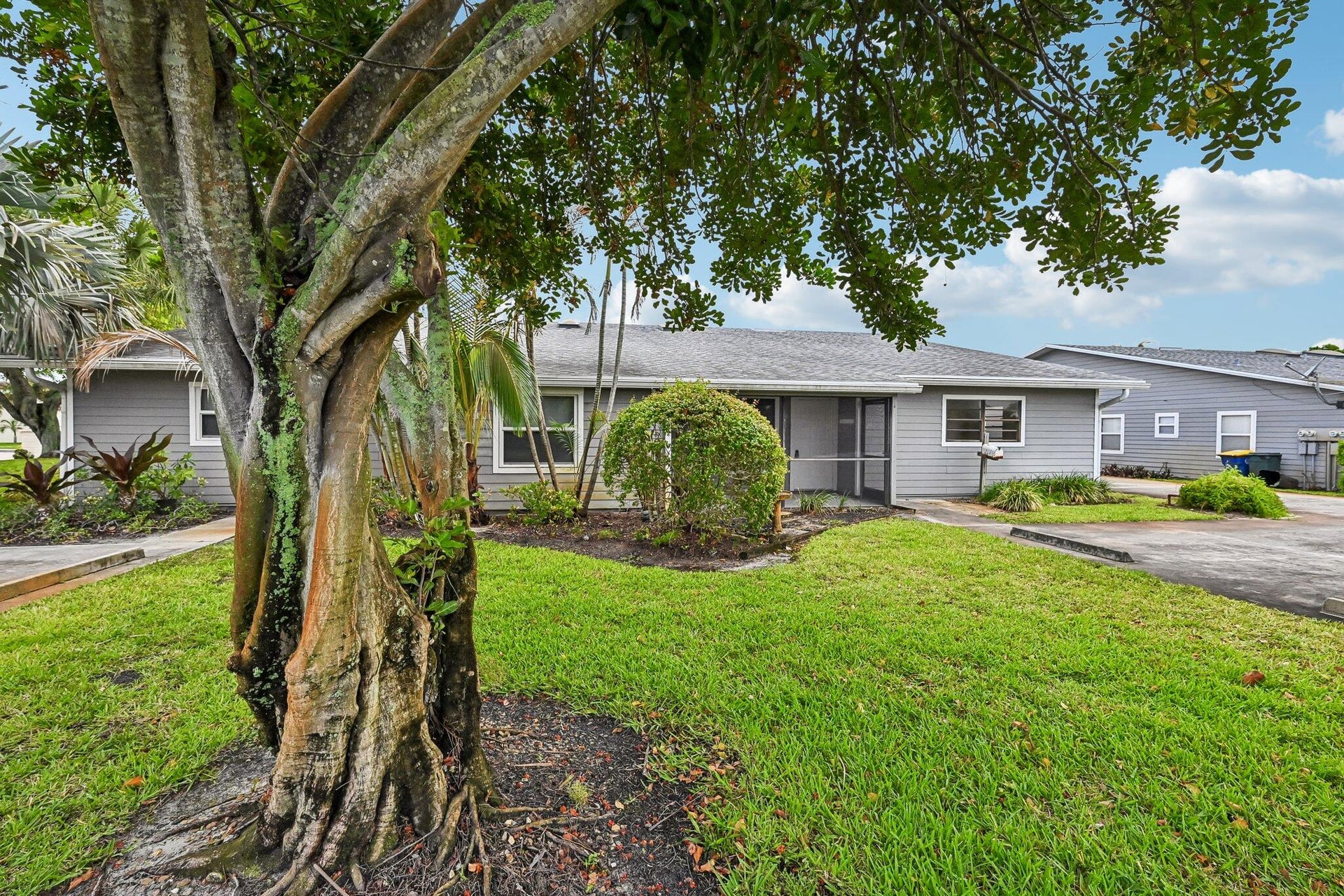 Residence photo 17
