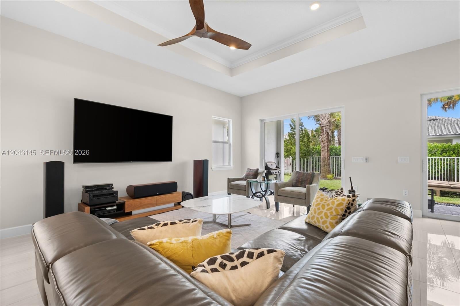 Residence photo 12