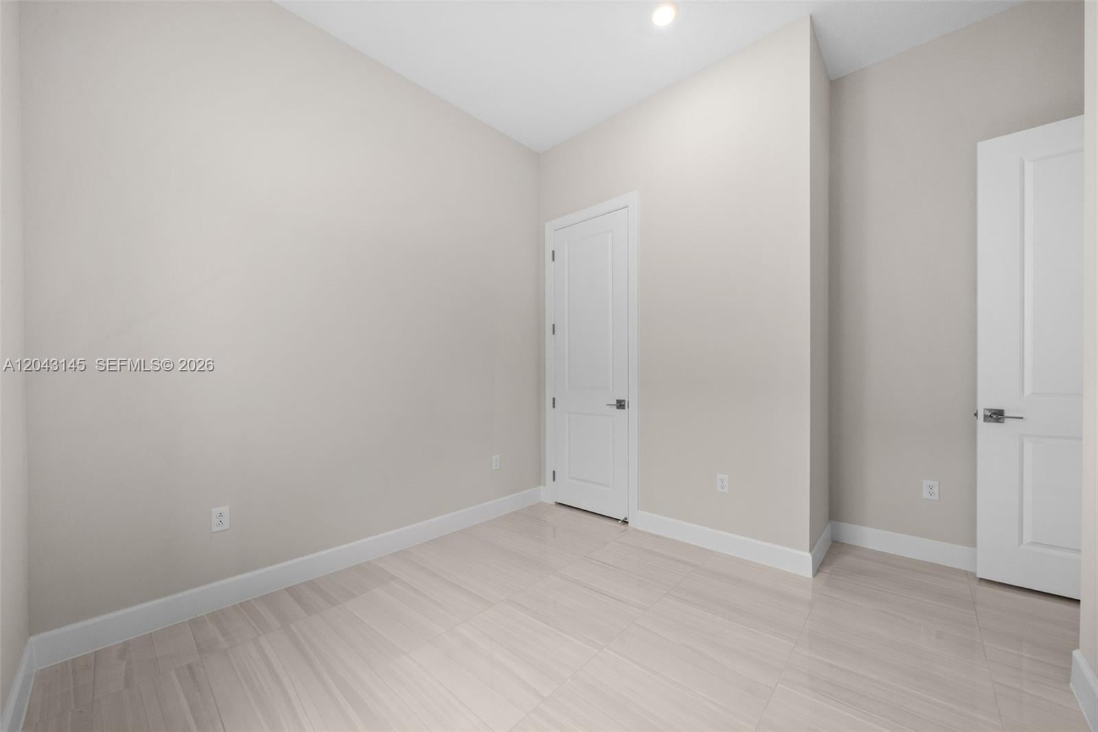 Residence photo 29