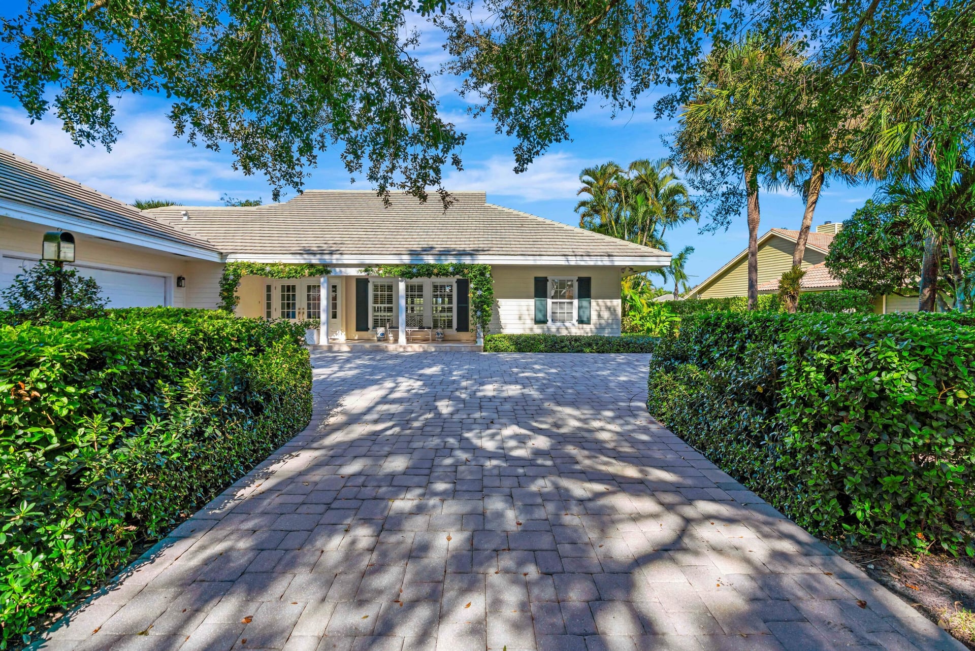 Heritage Oaks Residence photo 4