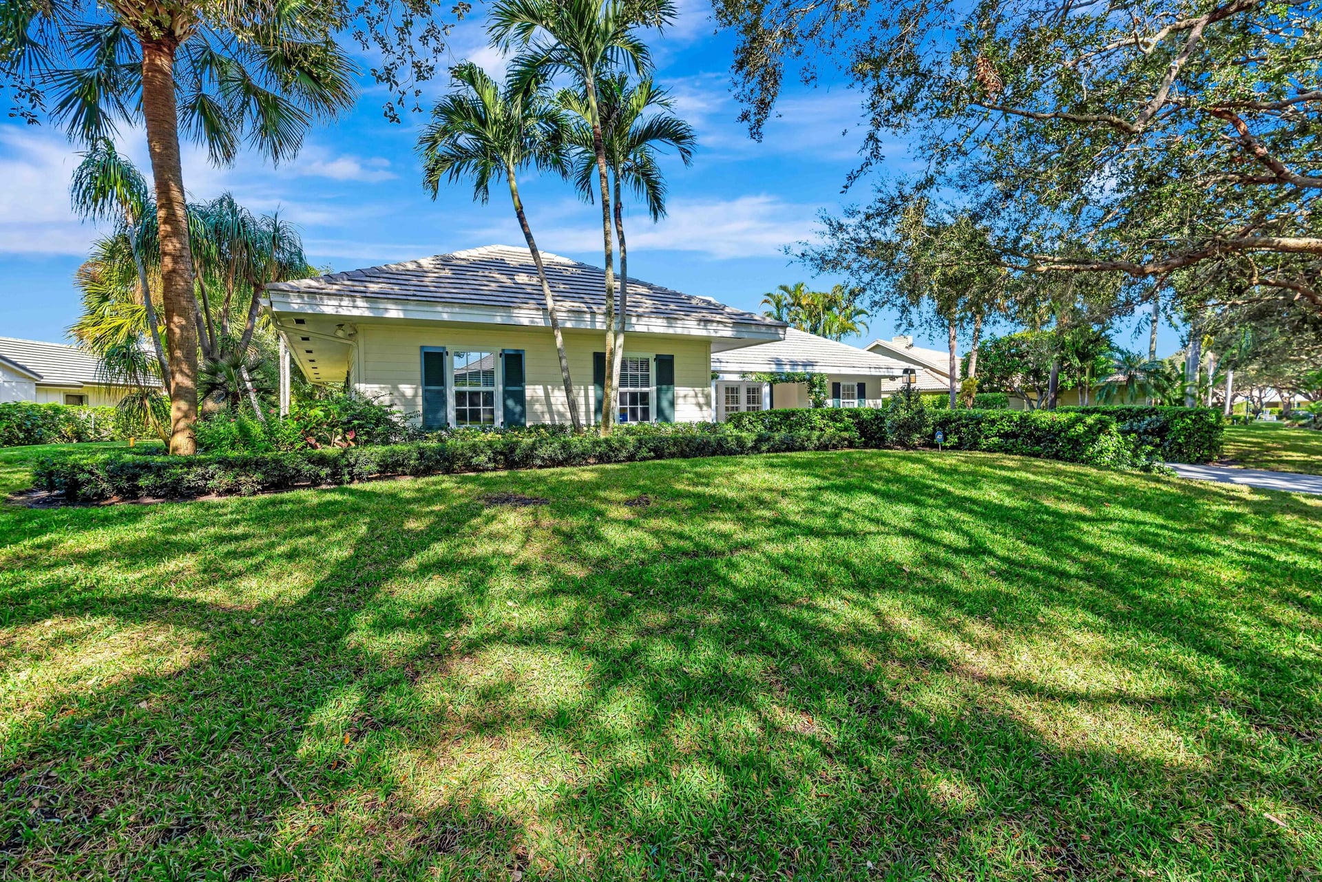 Heritage Oaks Residence photo 7