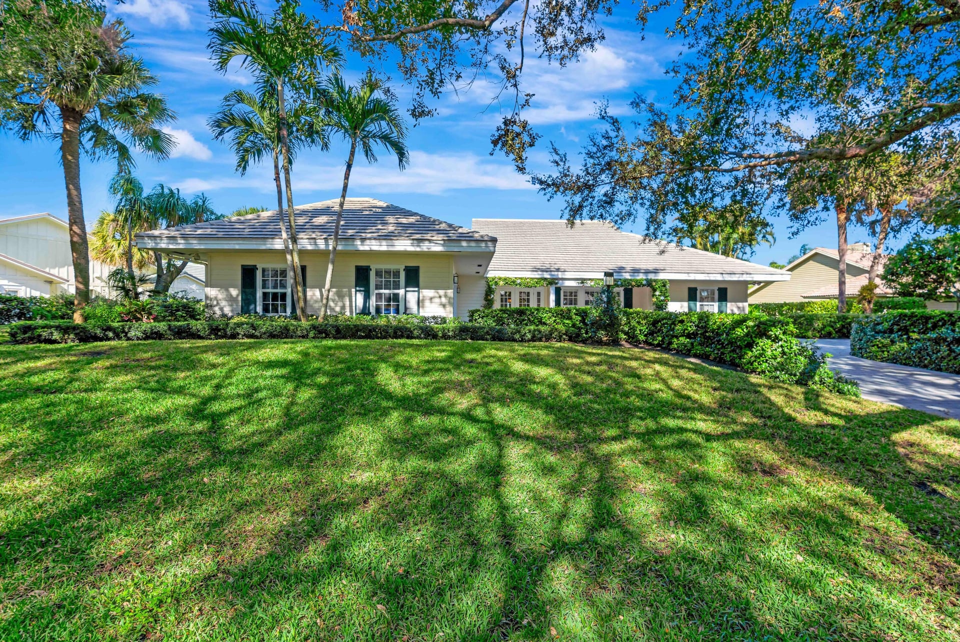 Heritage Oaks Residence photo 8
