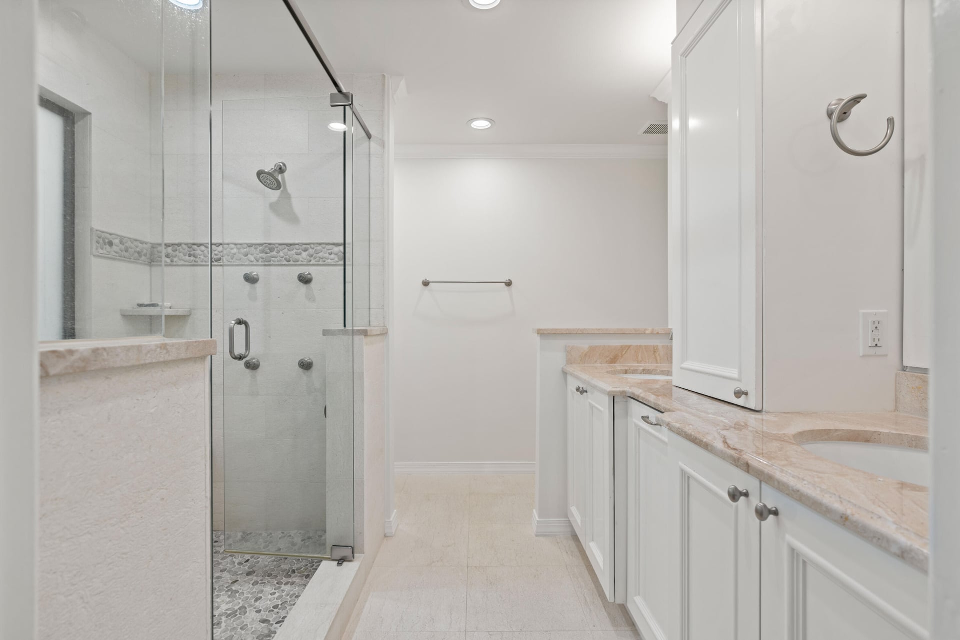 Heritage Oaks Residence photo 41