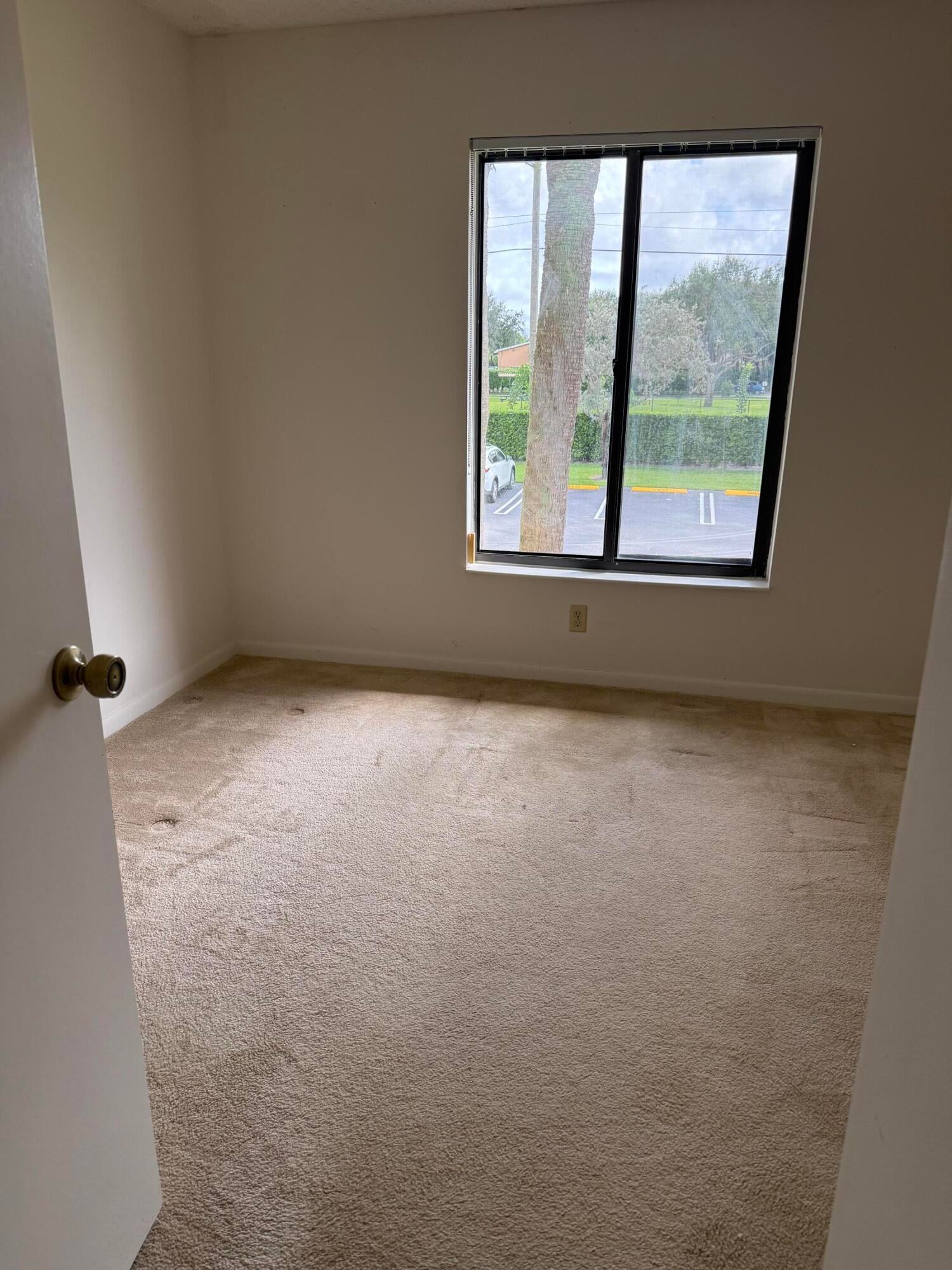 Unit C2 photo 4