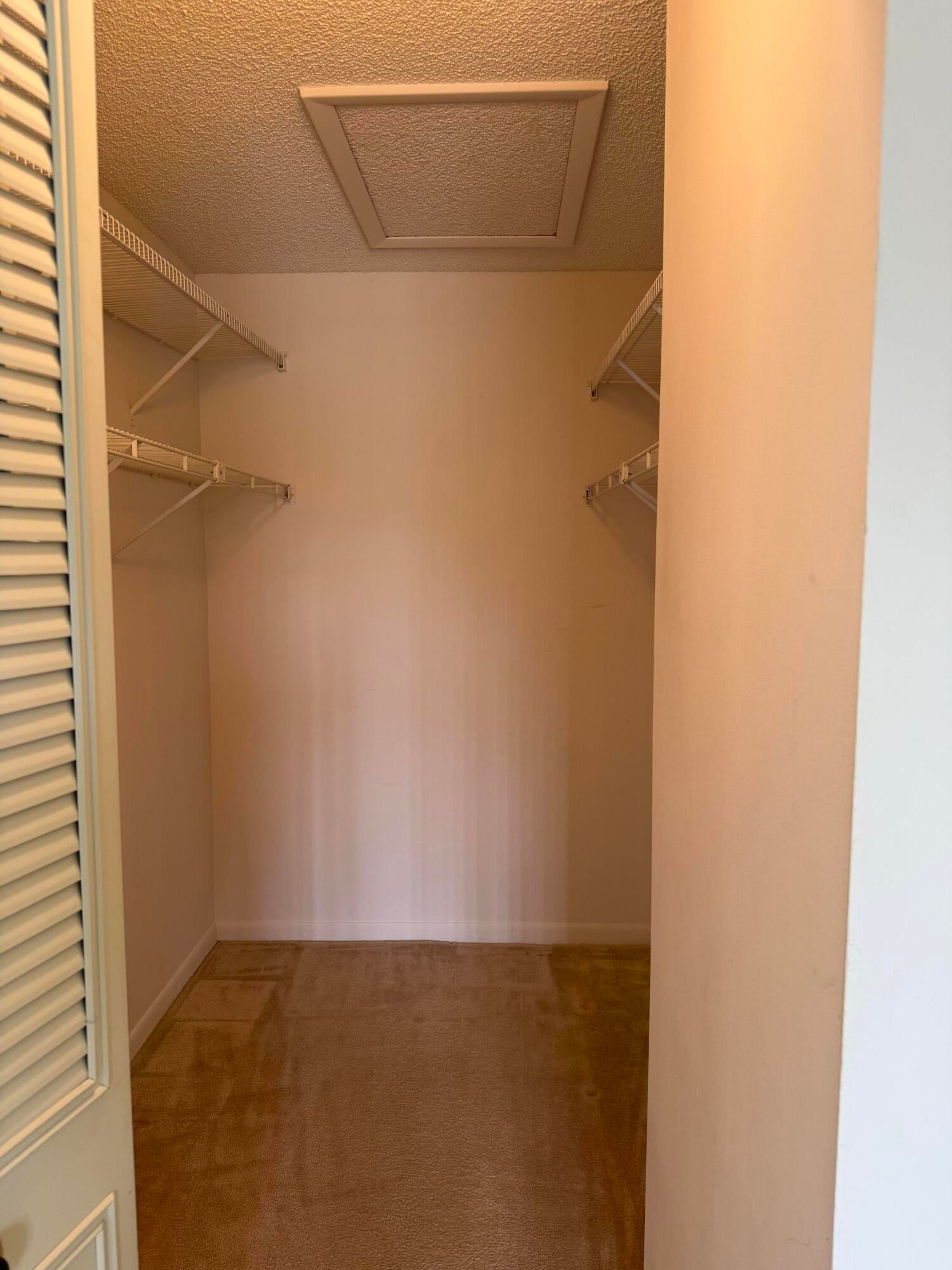 Unit C2 photo 9