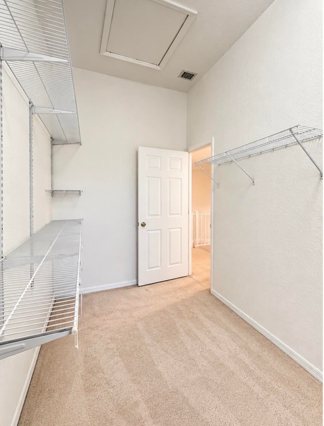 Unit Apt 107 photo 15