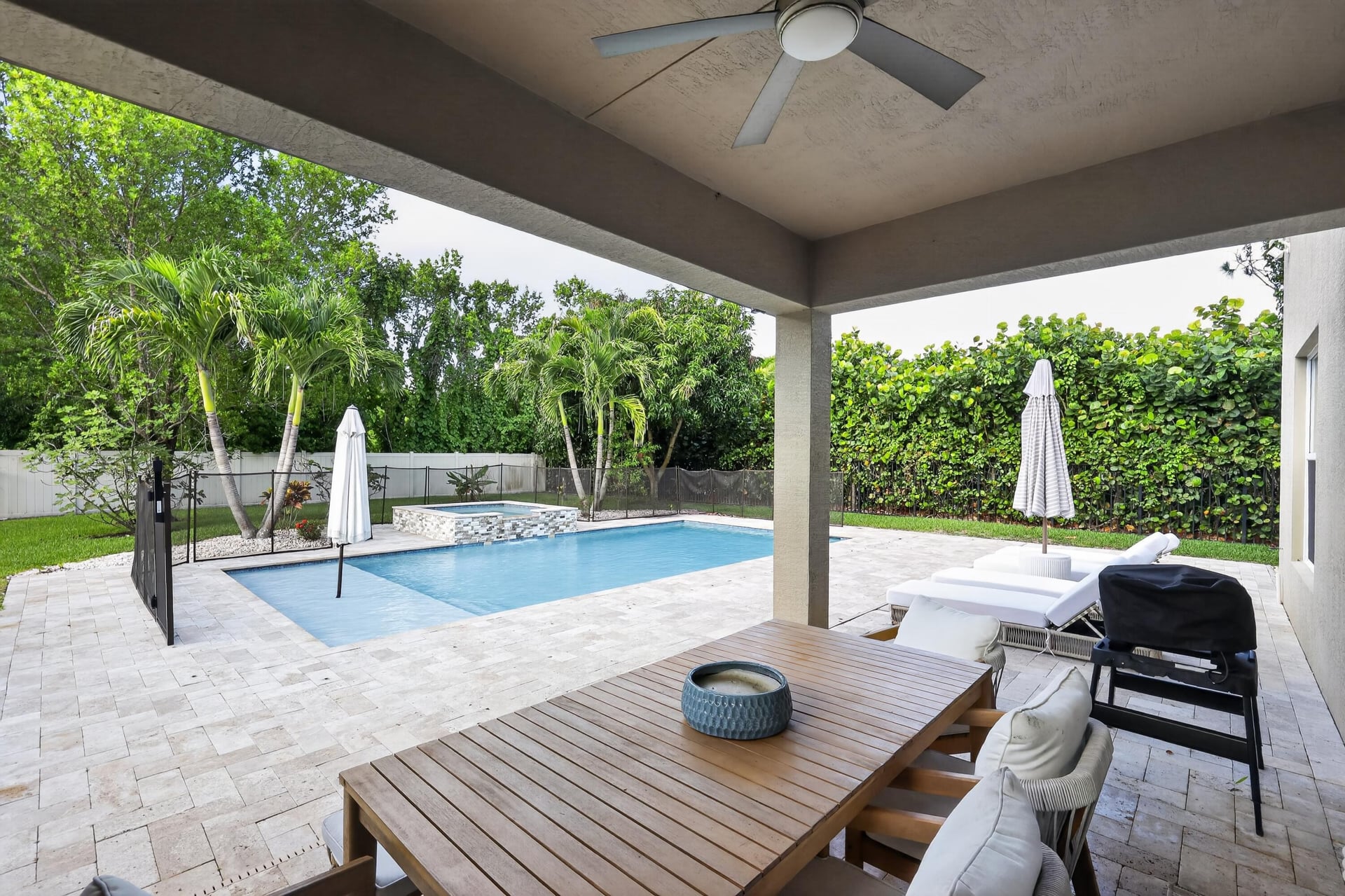 Residence photo 3