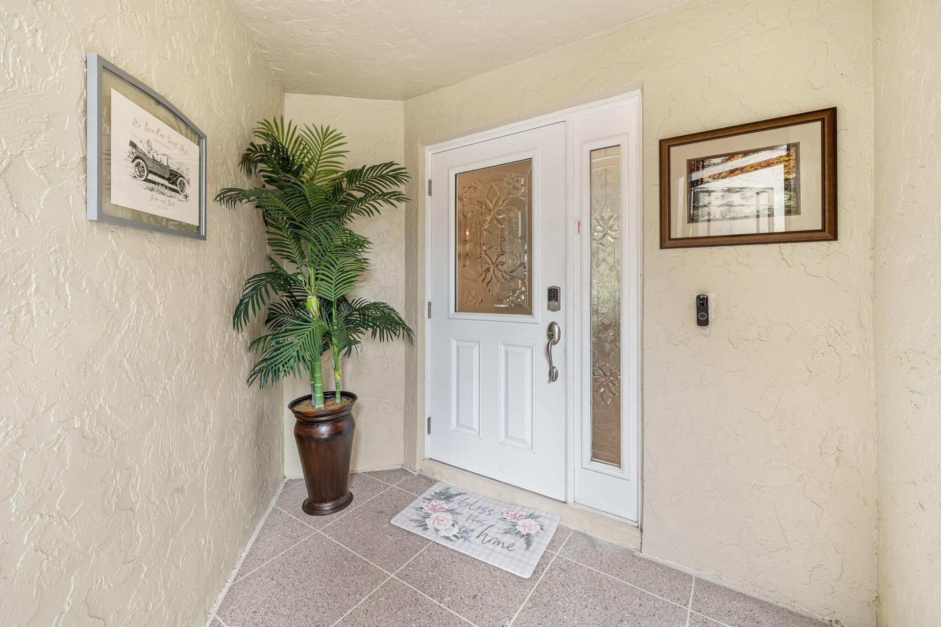 Residence photo 3