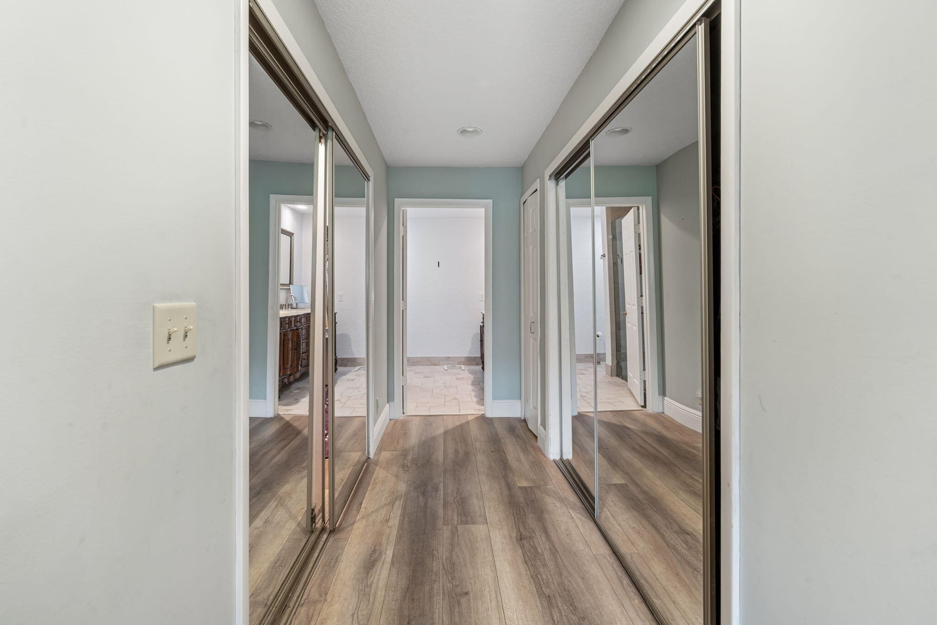 Residence photo 14