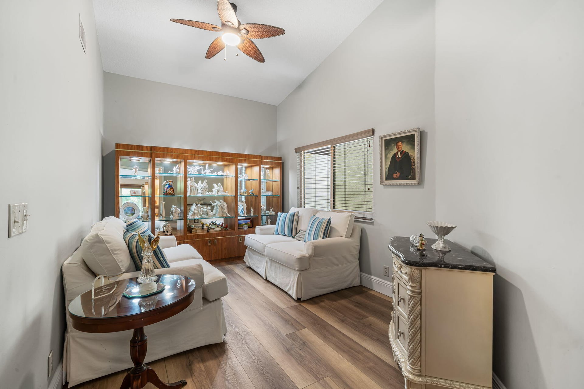 Residence photo 18