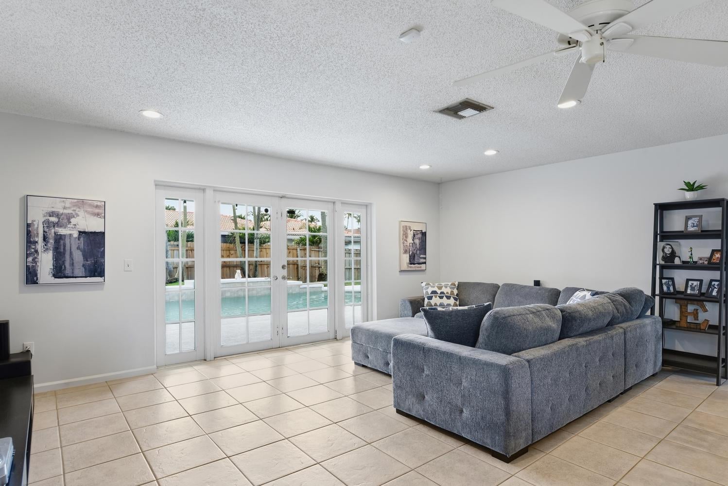 Residence photo 12