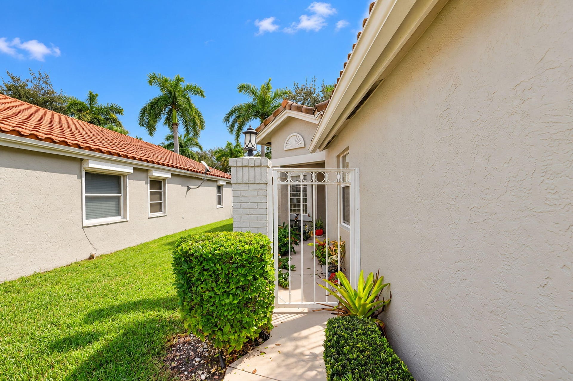 Residence photo 5