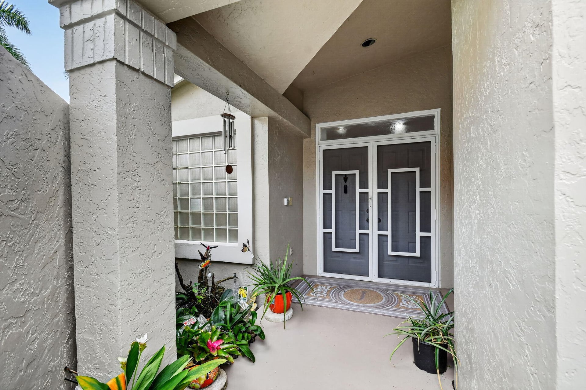 Residence photo 6