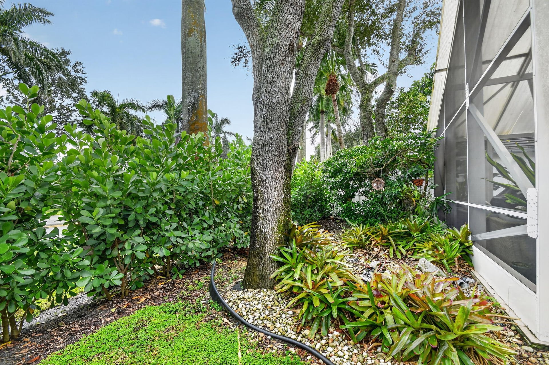 Residence photo 51