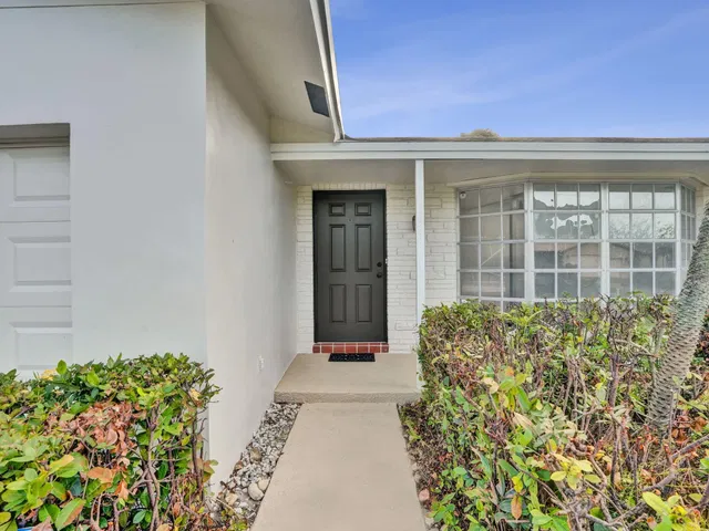 Residence photo 4