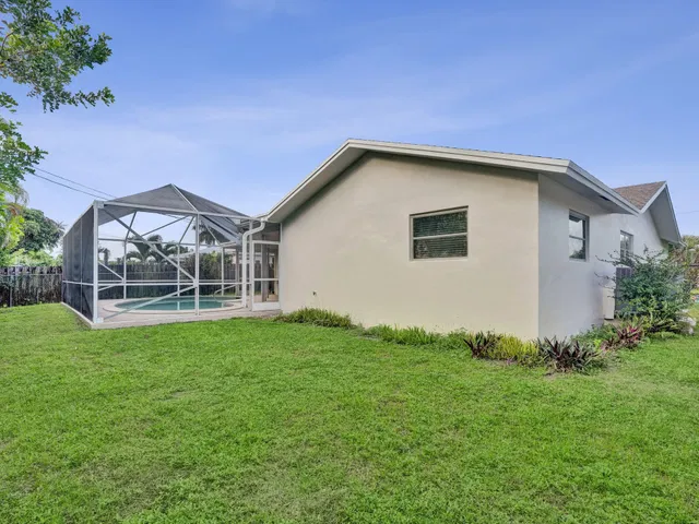 Residence photo 6