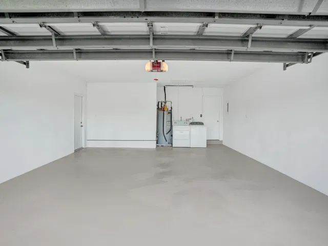 Residence photo 15
