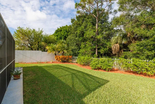 Residence photo 46