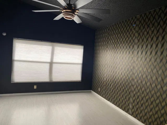 Residence photo 6