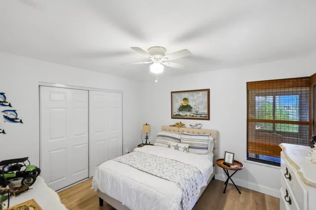 Residence photo 14