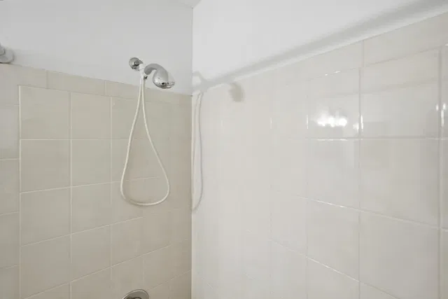 Residence photo 16