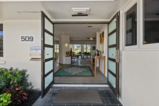 Residence photo 5