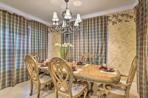 Residence photo 10