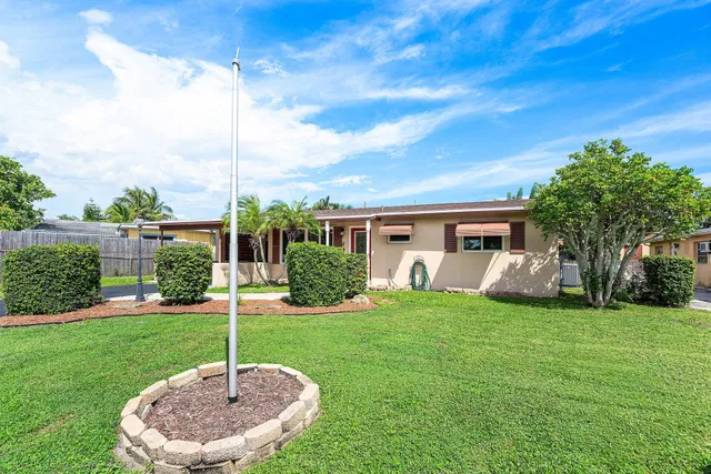 Residence photo 2