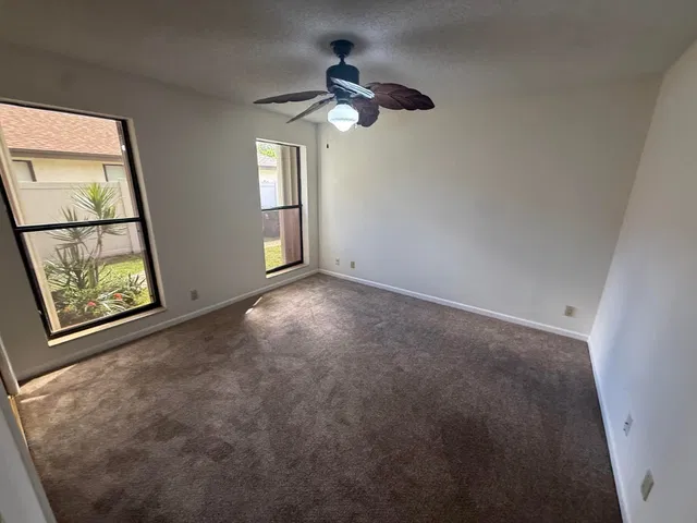 Residence photo 15