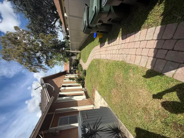 Residence photo 19